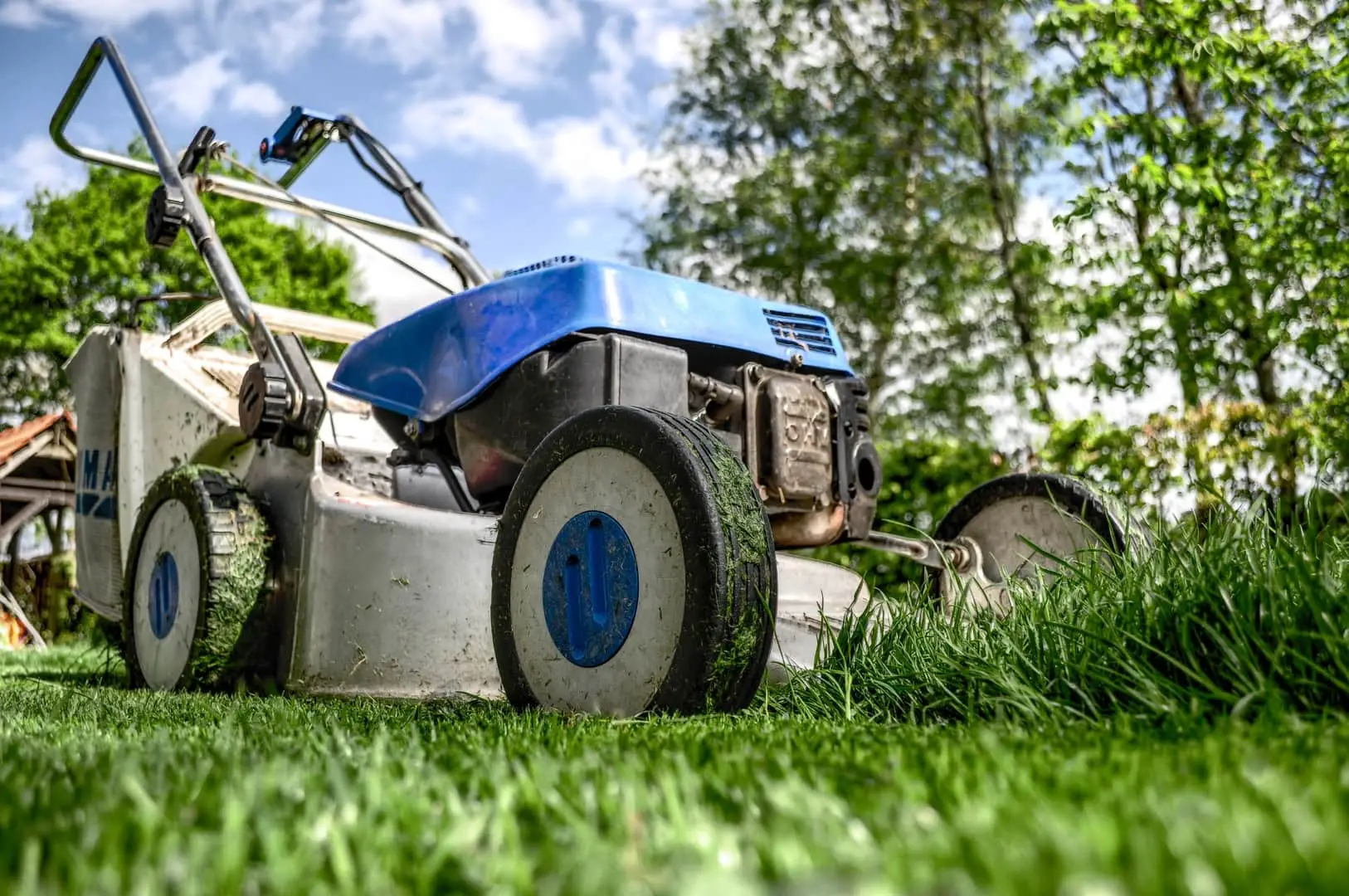 Lawn mower maintenance is necessary to keep your lawn mower running